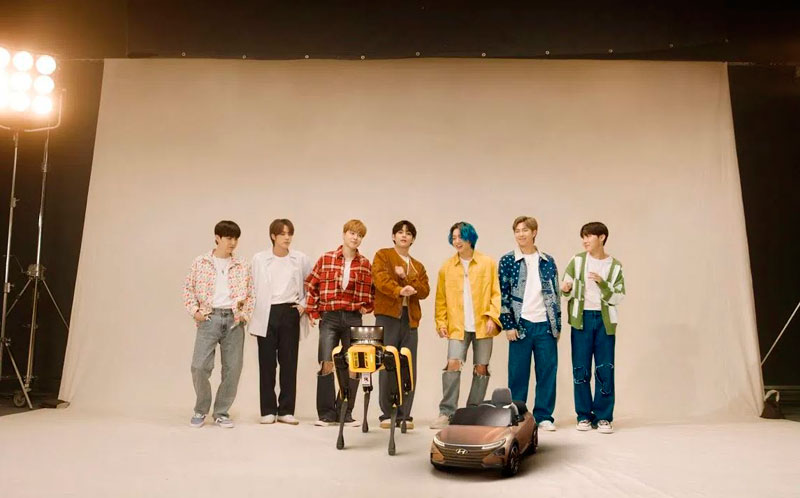 Los robots de Hyundai se marcan un baile con la banda BTS
