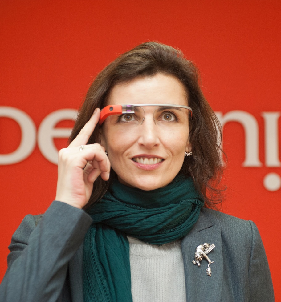 App para reservar hoteles con Google Glass