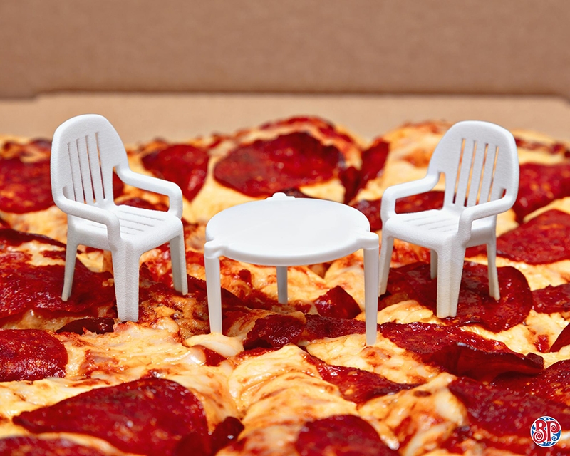 Boston Pizza presenta una terraza para comérsela..., literalmente