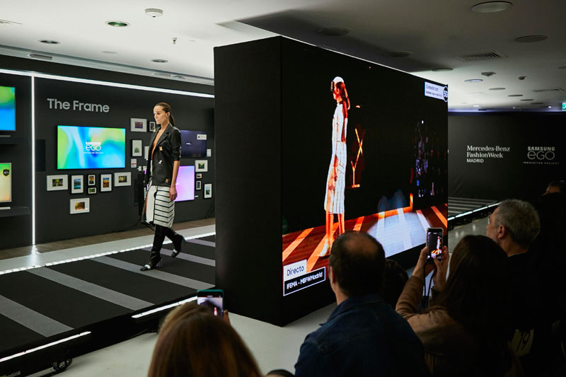 Desfile 5G de Samsung en la Semana de la Moda de Madrid