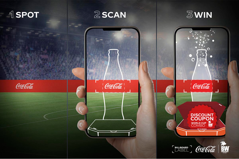 Las vallas de Coca-Cola en Qatar activan descuentos